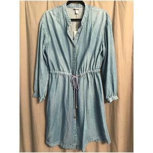 Denim dress with waist tie